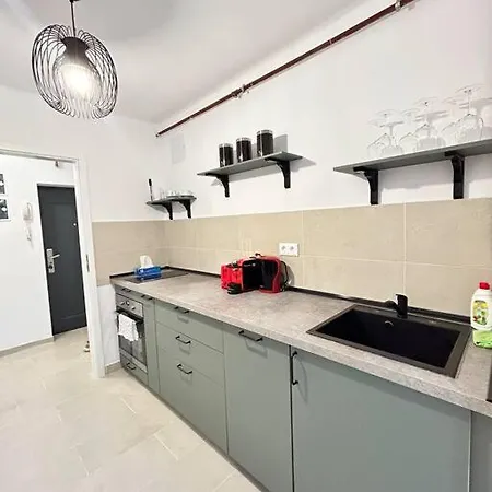 Location #12lunipebega *