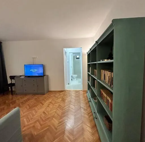 Apartment Location #12lunipebega