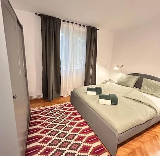 Location #12lunipebega