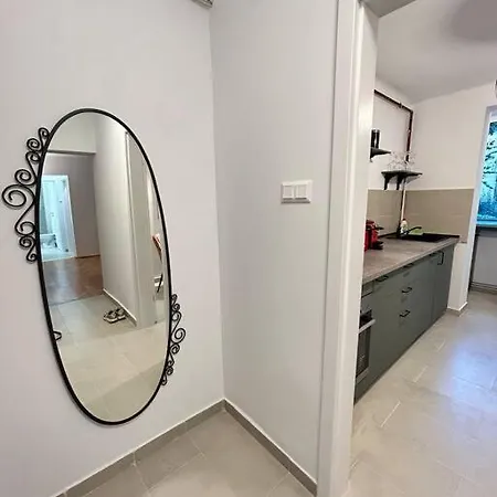 Location #12lunipebega