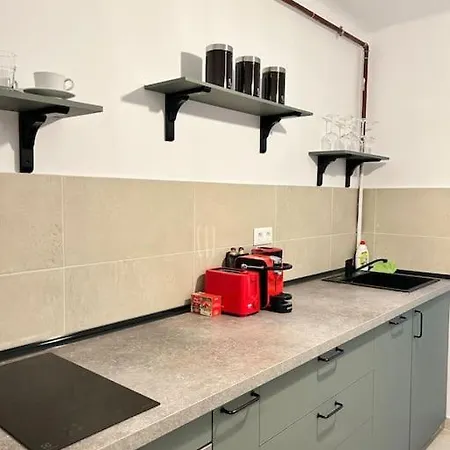 Apartament Location #12lunipebega