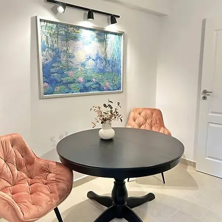 Location #12lunipebega Apartament *